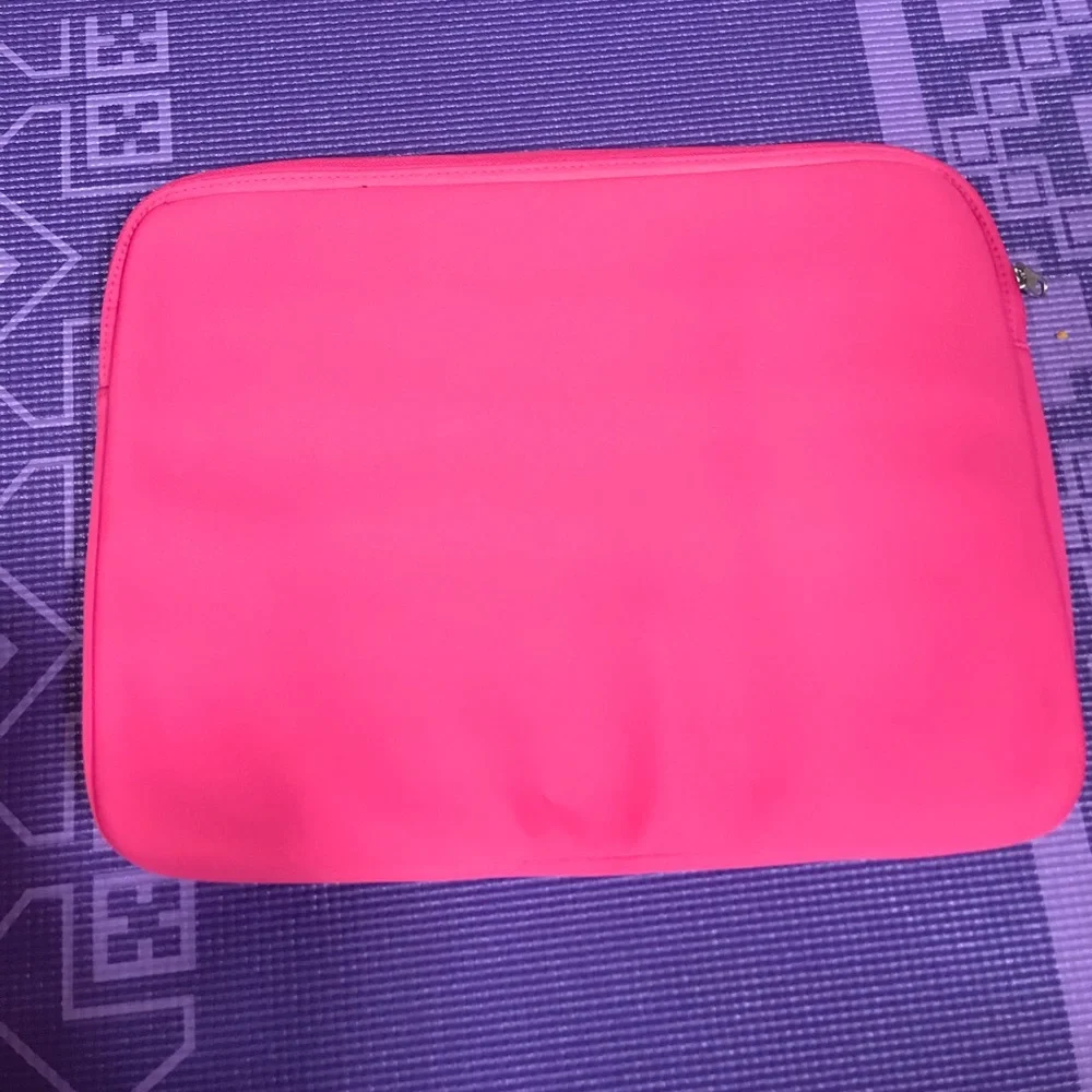 Pink Victoria’s secret’s laptop case sleeve
